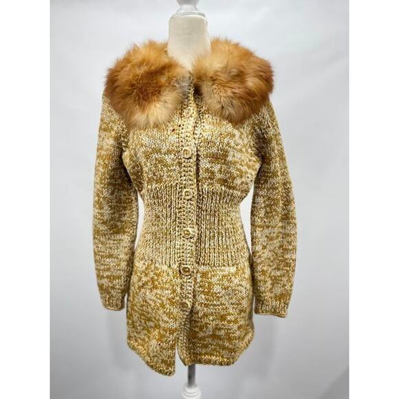 Vintage Hand Knitted Mustard Sweater with‎ Fox Fur Collar - Picture 1 of 3